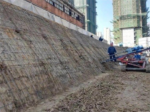 和田县建筑边坡支护